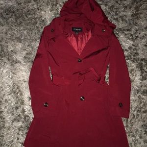 Beautiful Cardinal Liz Claiborne Hooded Trench
